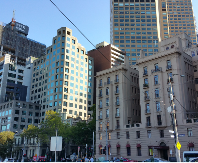 Discover Melbourne buildings and laneways